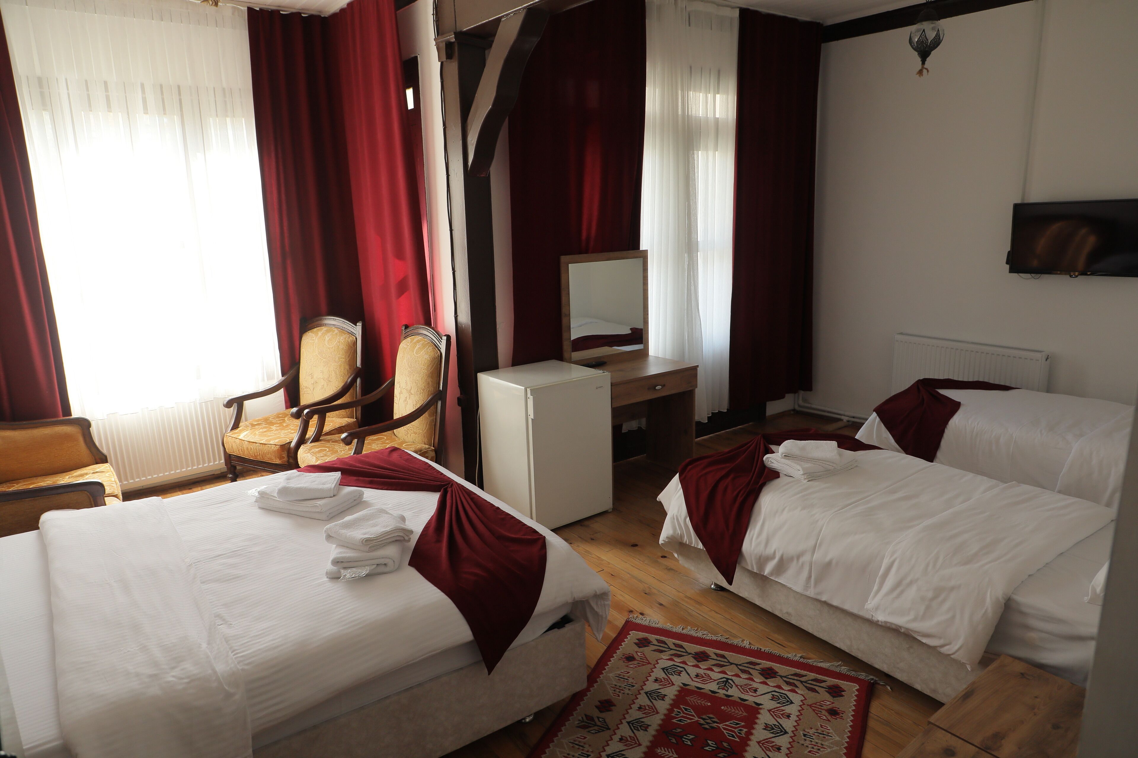 Junior Quadruple Room | Premium bedding, free WiFi, bed sheets