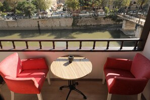 Comfort-Vierbettzimmer | Blick auf die Stadt