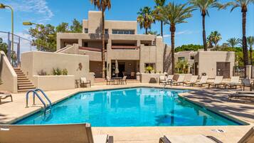 Indoor pool, outdoor pool