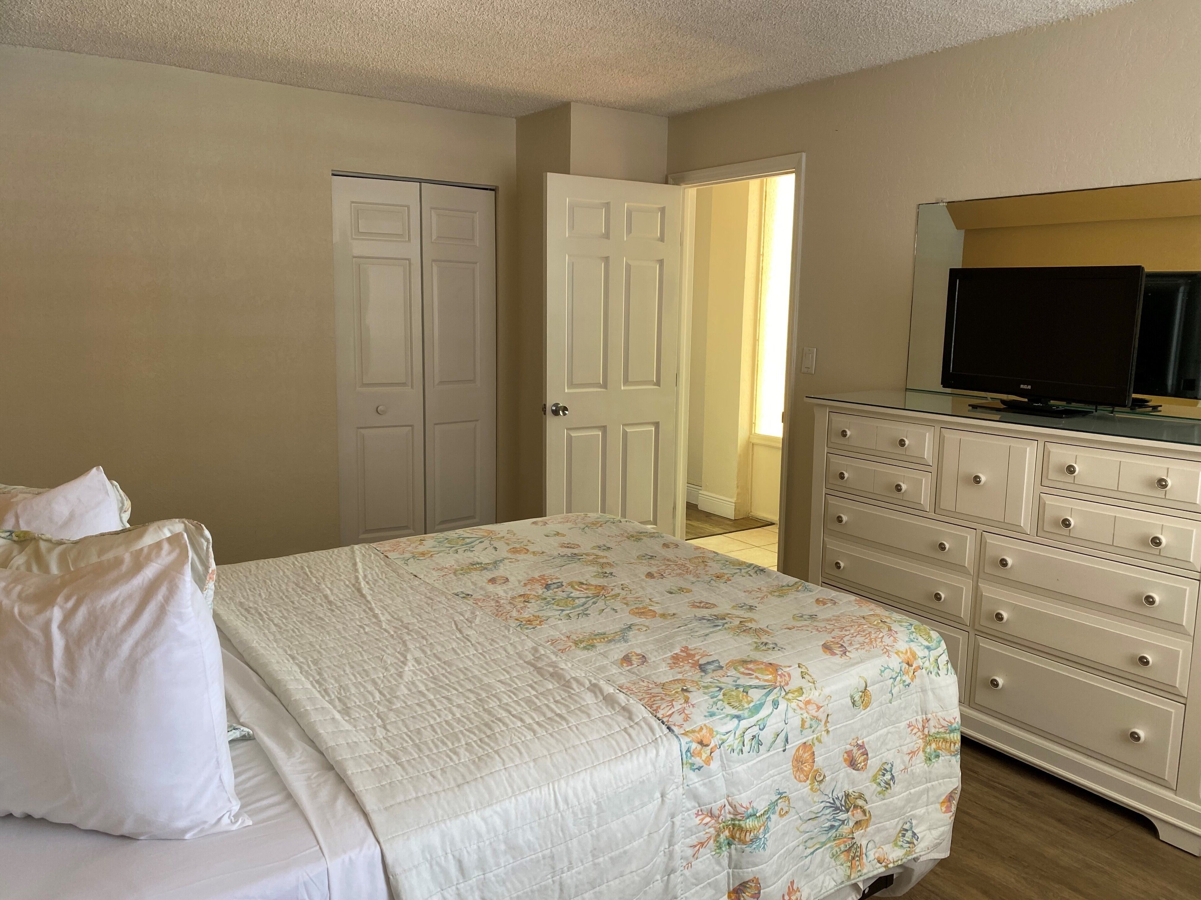 Appartamento Deluxe | Ferro/asse da stiro, Wi-Fi gratuito, lenzuola