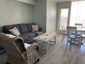 Classic Condo | Living area | Flat-screen TV - Silver Beach Club (Daytona Beach)