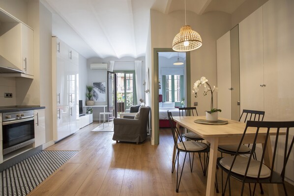 Interior - 31ENT1027 Delightful apartment in town (Barcelona)