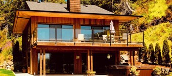 Points West Oceanfront Resort 3 bedroom Ocean Point Beach House 