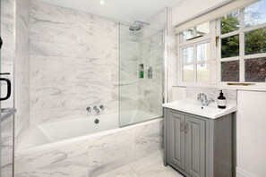Towels - Colleton Hall and East Wing (Rackenford)