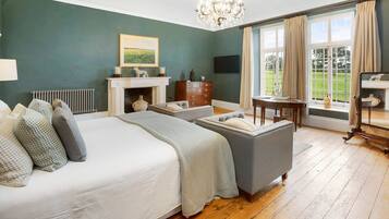 9 slaapkamers, een strijkplank/strijkijzer, wifi, beddengoed