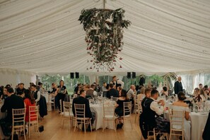 Außenbereich für Bankette