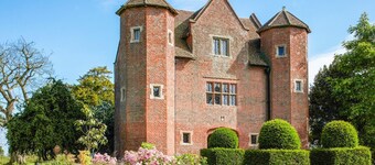 Chevaliers Gatehouse