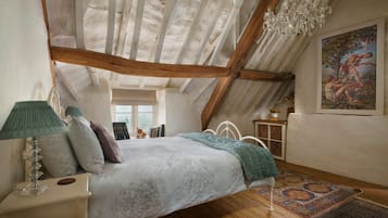 1 chambre, fer et planche Ă  repasser, accĂšs Internet, draps fournis