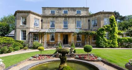 Purnell Manor - Neun Schlafzimmer Villa, Schläft 26