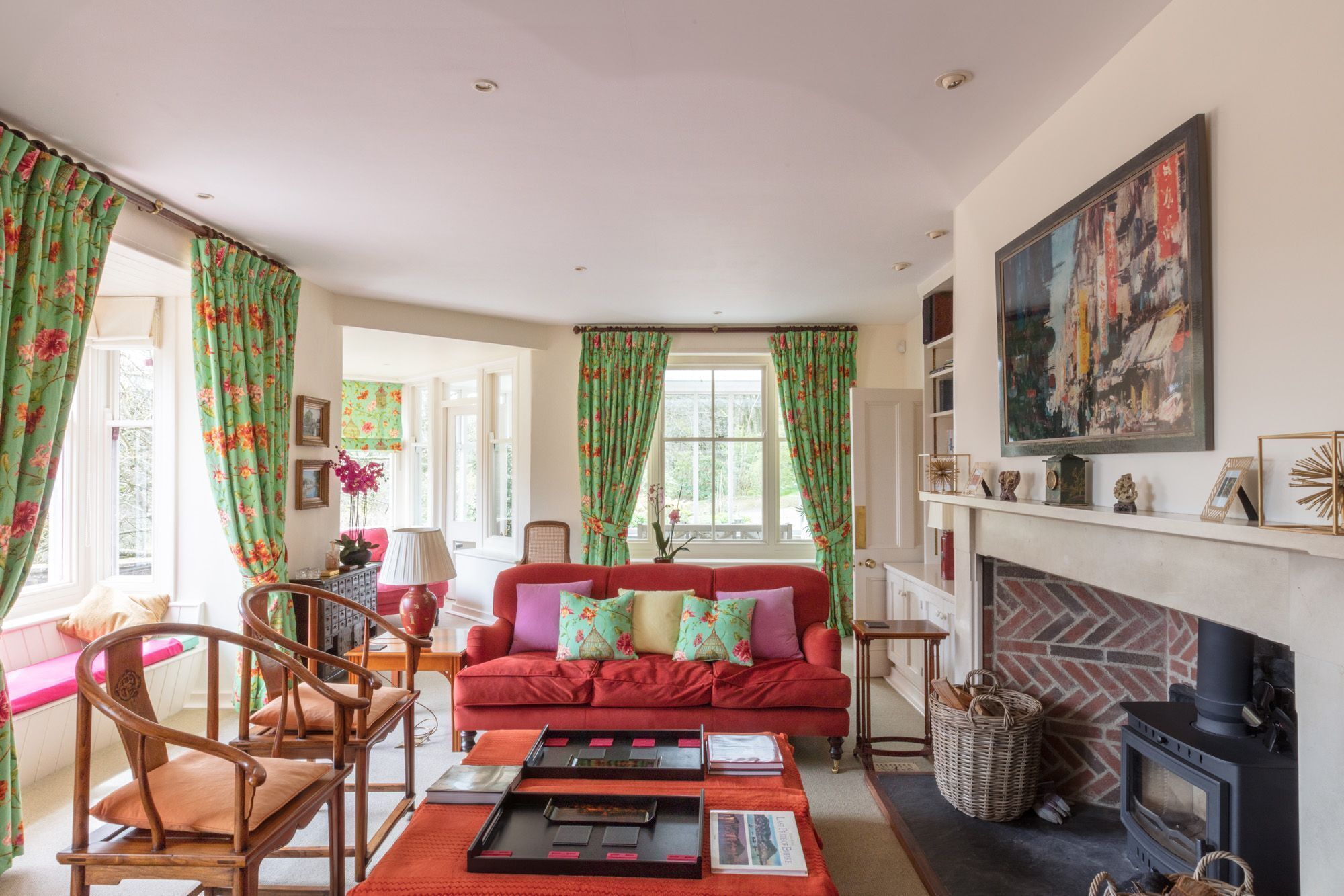 Fireplace, DVD player, books, stereo