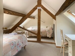 3 Schlafzimmer, Bügeleisen/Bügelbrett, Internetzugang, Bettwäsche