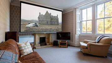 TV, fireplace, DVD player