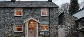 The Little Cottage - Two Bedroom Villa, Sleeps 4