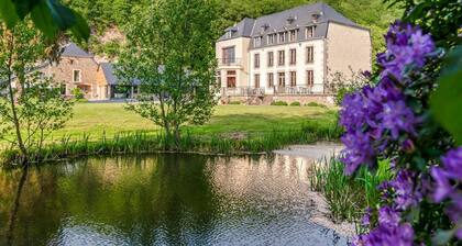 Chateau Meuse - Twentysix Bedroom Castle, Sleeps 60