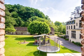 Property grounds - Chateau Meuse - Twentysix Bedroom Castle, Sleeps 60 (Vireux-Wallerand)