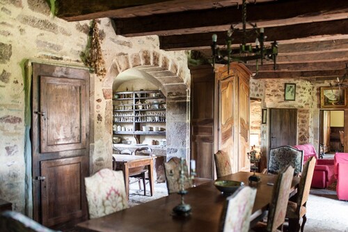 Mas De Beauce - Four Bedroom Villa, Sleeps 8