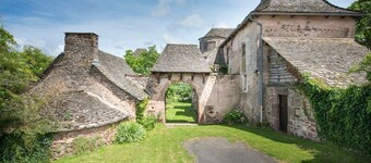 Mas De Beauce - Four Bedroom Villa, Sleeps 8