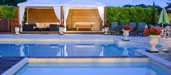 The Millhouse - Ten Bedroom Villa, Sleeps 24