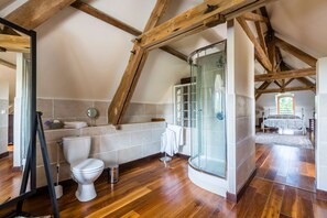 Towels - Chateau Seyches - Five Bedroom Castle, Sleeps 10 (Puymiclan)