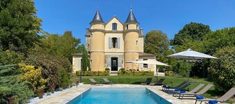 Chateau Seyches - Five Bedroom Castle, Sleeps 10