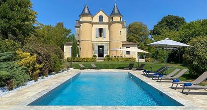 Chateau Seyches - Cinq Chambres , Couchages 10