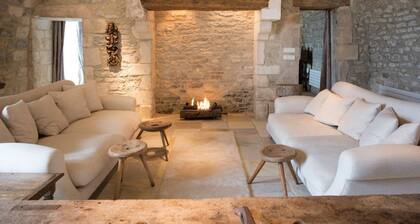 Chateau Des Siecles - Thirteen Bedroom Castle, Sleeps 33