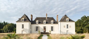 Chateau De La Houlberdiere