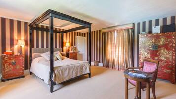 6 多间卧室、熨斗/熨衣板、上网接入、床单