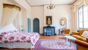 10 chambres, fer et planche Ă repasser, accĂšs Internet, draps fournis