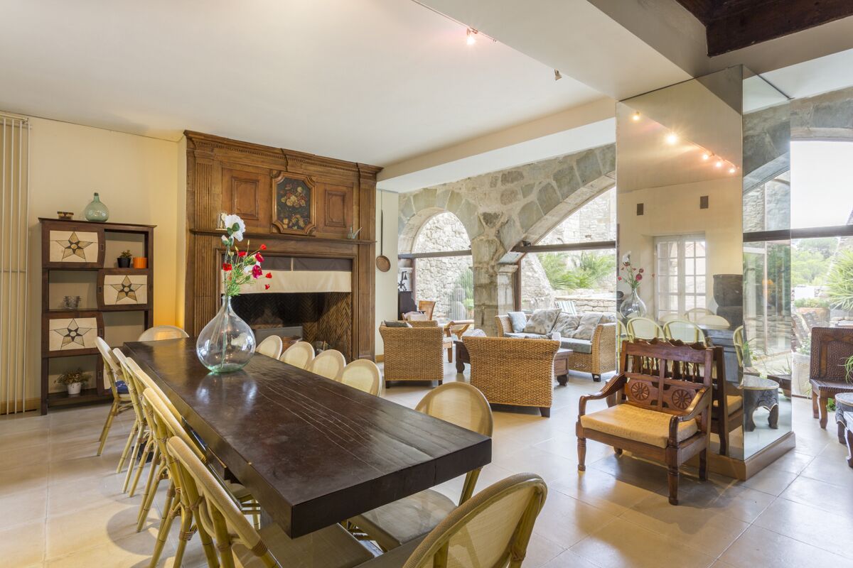 Dishwasher, highchair