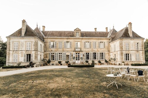 Chateau De Jaques - Quinze Chambres , Couchages 31