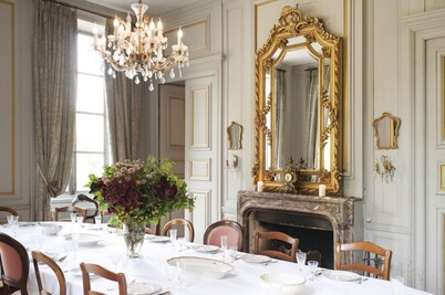 Chateau De Jaques - Fifteen Bedroom Castle, Sleeps 31
