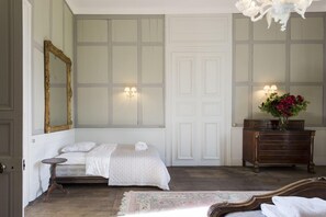 15 bedrooms, iron/ironing board, WiFi, bed sheets