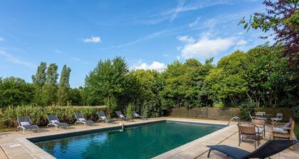 Manoir Anoir - Three Bedroom Villa, Sleeps 6