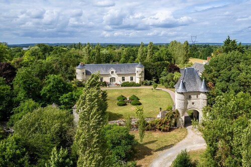 Manoir Anoir - Three Bedroom Villa, Sleeps 6