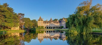 Pavillon Normandie - Five Bedroom Castle, Sleeps 10