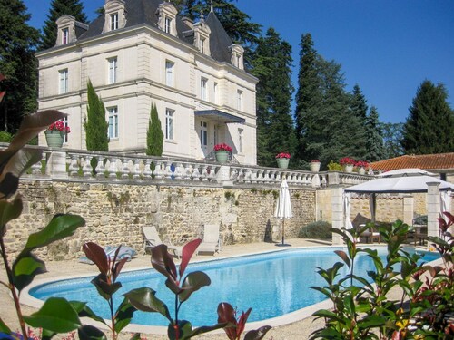 Chateau Du Mas - Five Bedroom Castle, Sleeps 10