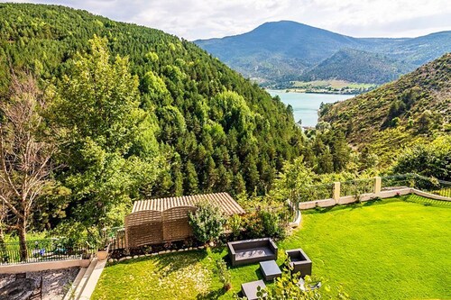 Chateau De Culas - Seven Bedroom Castle, Sleeps 15