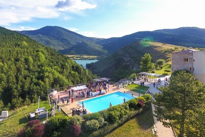 Chateau De Culas - Seven Bedroom Castle, Sleeps 18