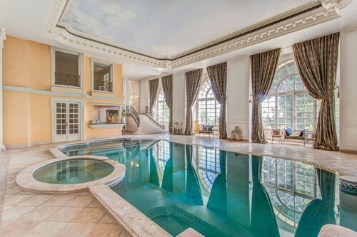 Chateau De La Victoire