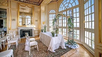Banquet hall