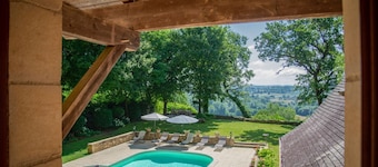 Villa Des Arbres - Five Bedroom Villa, Sleeps 10
