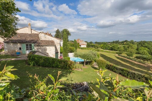 Laurel Rose - Trois Chambres Villa, Couchages 6