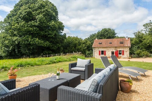 Rouge Cottage - Deux Chambres Villa, Couchages 5