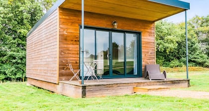 Chateau Paradis - Twentyeight Bedroom Castle, Sleeps 91