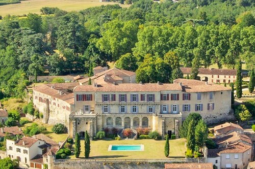 Chateau Cedre - Douze Chambres , Couchages 24