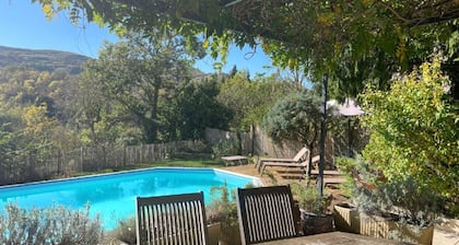 Le Jardin Secret - Quatre Chambres Villa, Couchages 8