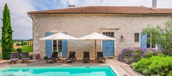 La Maison Des Moines
