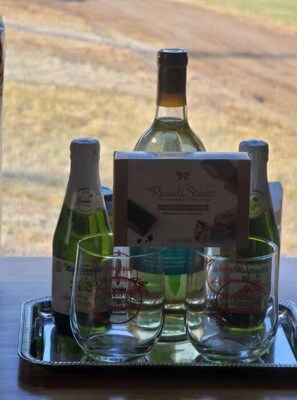 Unclassified image, 3 of 25, button - 05) The RV Campsite 1 (Stewartstown)