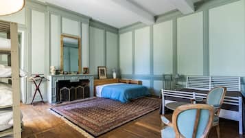 12 bedrooms, desk, iron/ironing board, WiFi